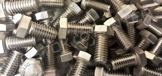 Асортимент болтів